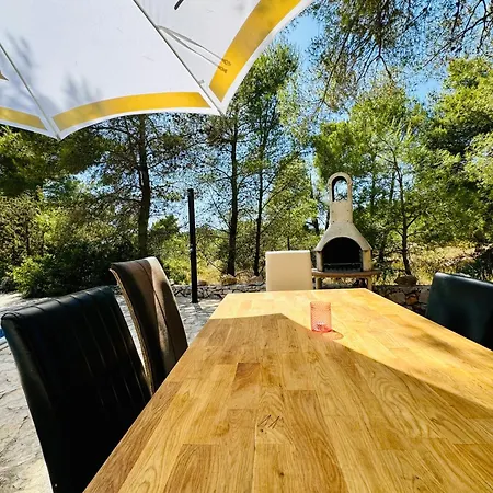 Villa Paradisio Ruheoase - Pool - Klima - Kueche - Parken Milna (Brac)
