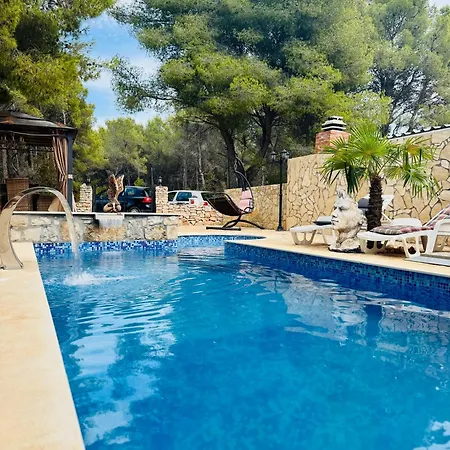 Paradisio Ruheoase - Pool - Klima - Kueche - Parken Villa *