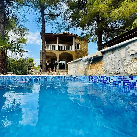 Paradisio Ruheoase - Pool - Klima - Kueche - Parken Milna (Brac)