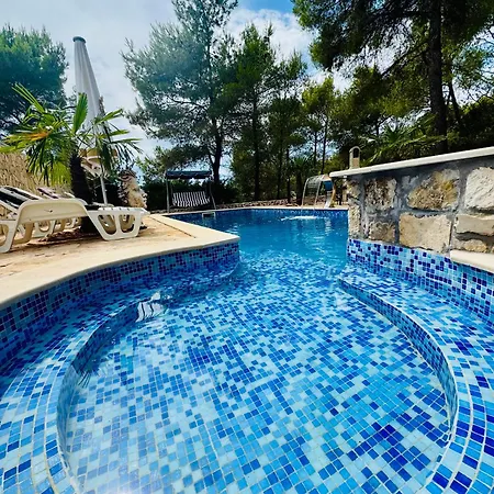 Paradisio Ruheoase - Pool - Klima - Kueche - Parken Villa Milna (Brac)