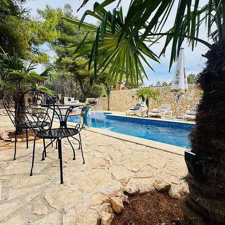Paradisio Ruheoase - Pool - Klima - Kueche - Parken Villa *